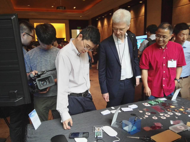 易沖無線亮相WPC國際會議 攜手產(chǎn)業(yè)鏈廠商迎領(lǐng)無線充電手機市場