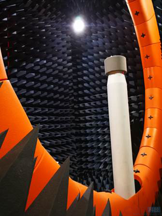 華為手機開(kāi)放日:“世界末日實(shí)驗室”首次曝光