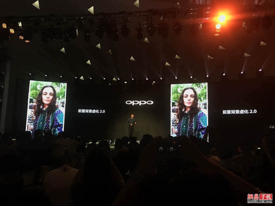 前后2000萬像素 OPPO R11新機發(fā)布