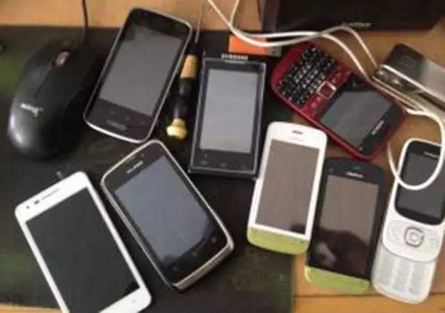 山寨完iPad，朝鮮又推出一款5年前的手機(jī)：4700元