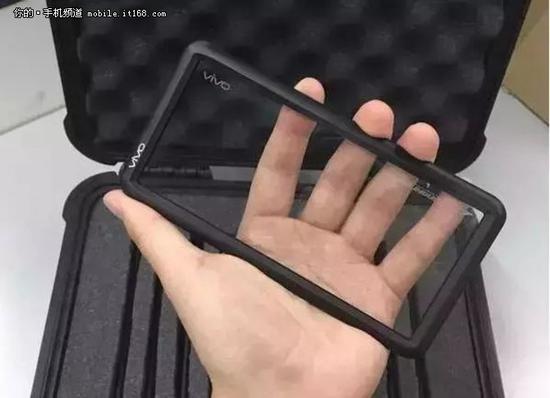 全面屏手機(jī)大勢(shì)襲來(lái) 傳vivo X11搭載全面屏和前后雙攝像頭