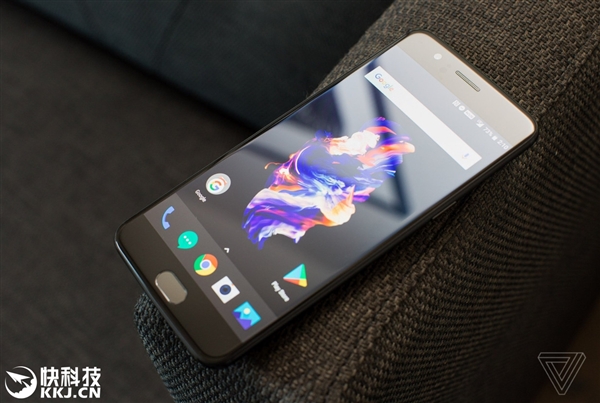 一加手機(jī)5明天發(fā)布 配置激進(jìn):驍龍835/8G/2K屏