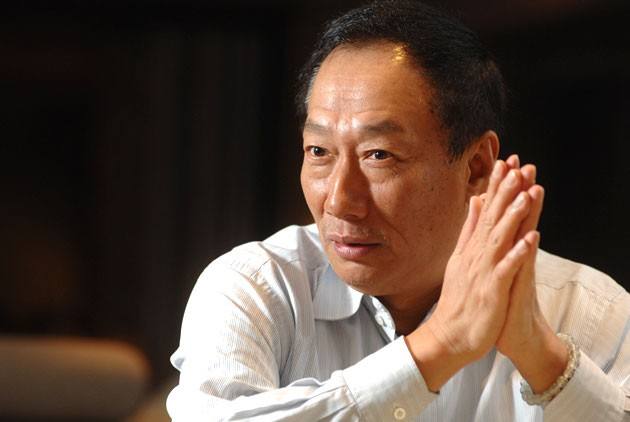 富士康開始走向前臺(tái) 郭臺(tái)銘在下一盤什么樣的棋