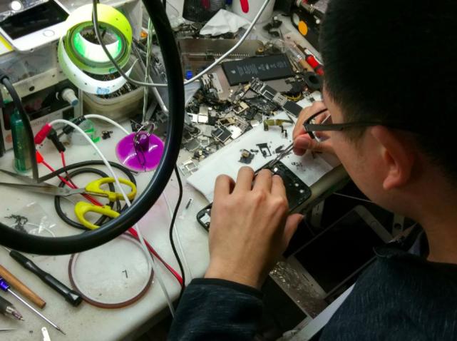 華強(qiáng)北將iPhone 6改成7，300元足矣