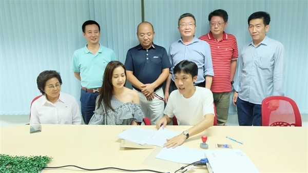 金立手機(jī)正式進(jìn)入泰國(guó)：清新脫俗女神代言