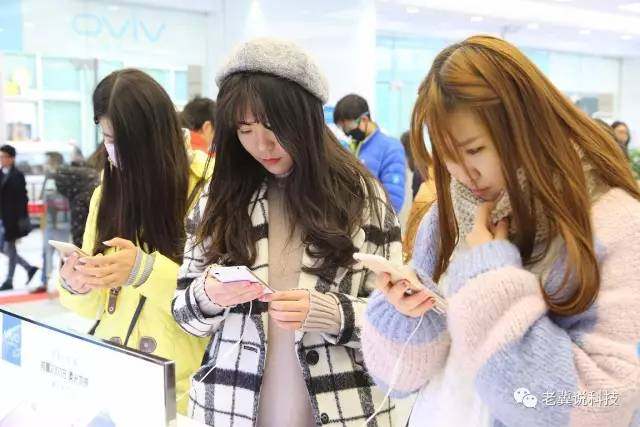 手機(jī)上半年戰(zhàn)報(bào)：OV領(lǐng)先小米反彈三星墜落