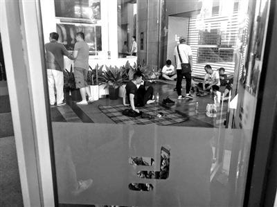 樂視討債人不敢回家：我回去了，工人會要求結(jié)工資