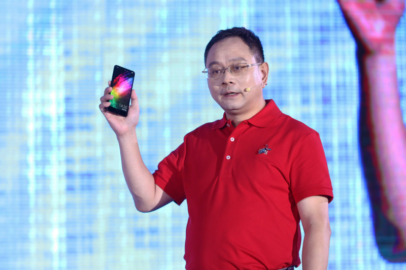 夏普全面屏美人尖AQUOS S2發(fā)布 全面屏手機逐鹿之戰(zhàn)正式打響