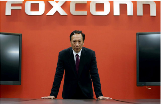 富士康明年要在美國(guó)LCD工廠建三條輔助生產(chǎn)線