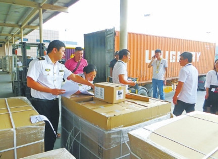 27.8萬(wàn)臺(tái)iPhone 8 Plus從鄭州發(fā)貨