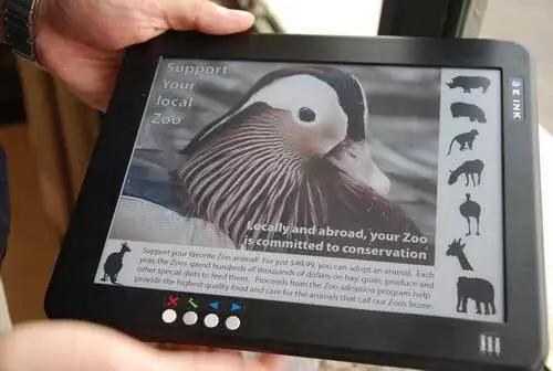 手機(jī)報(bào)在線帶你走進(jìn)2017年智慧顯示與觸控展