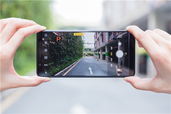 vivo X20全面屏手機(jī)