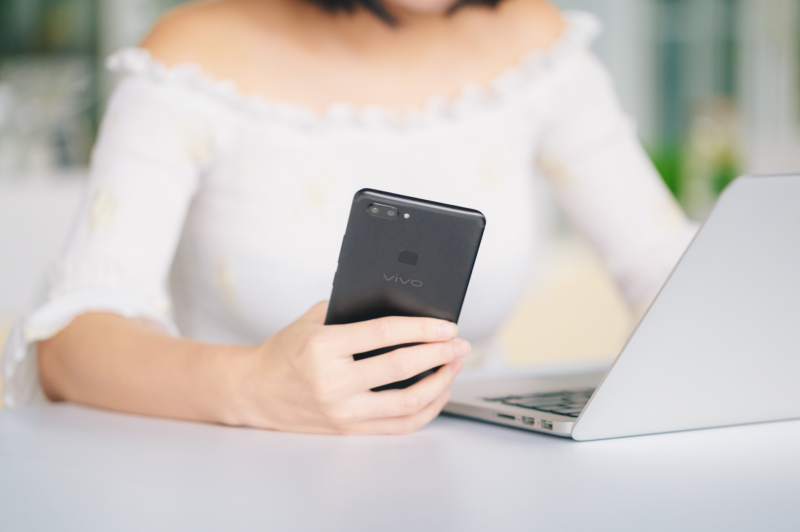 出行裝備篇：國(guó)慶中秋雙節(jié)用全面屏vivo X20，逆光媲美單反！