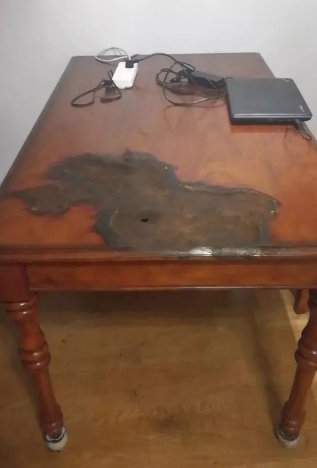 疑似小米插線板自燃引發(fā)室內(nèi)火災(zāi) 官方稱產(chǎn)品合規(guī)