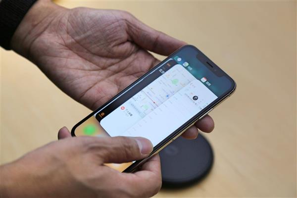 iPhone X國(guó)行版上手：瞬間接受“劉海”