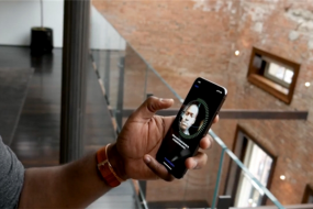 人臉識(shí)別體驗(yàn)超棒！iPhone X被優(yōu)待