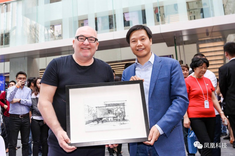 小米提前完成千億營收目標，雷軍說明年進世界500強