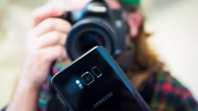 怒贊！三星宣布暫棄屏下指紋識(shí)別技術(shù)，vivo等國(guó)產(chǎn)手機(jī)或彎道超車(chē)