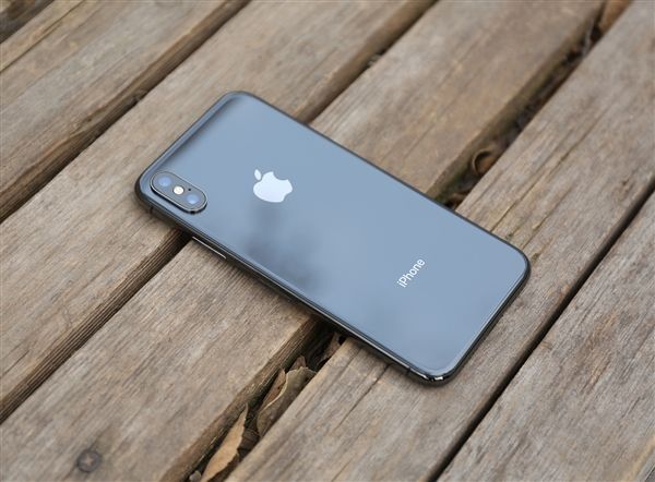 蘋果獲得新專利 iPhone攝像頭又上一臺階?