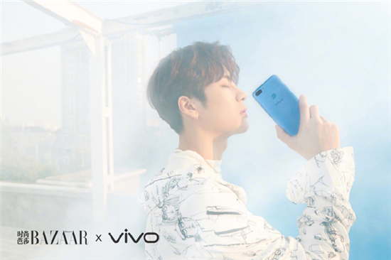 手機(jī)中的追光者，X20全面屏手機(jī)vivo藍(lán)打造極致用戶體驗(yàn)