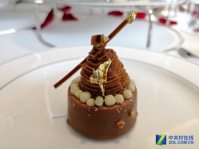 除了徠卡，華為用AI給手機(jī)拍照加了一個新的維度