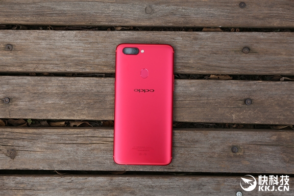 OPPO R11s一線城市用戶成主力:男性用戶超女性