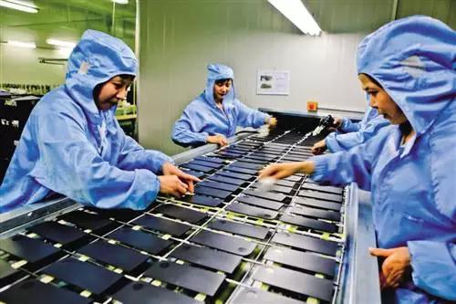 從筆記本和汽車(chē)到智能手機(jī) 重慶三大電子產(chǎn)業(yè)深度分析