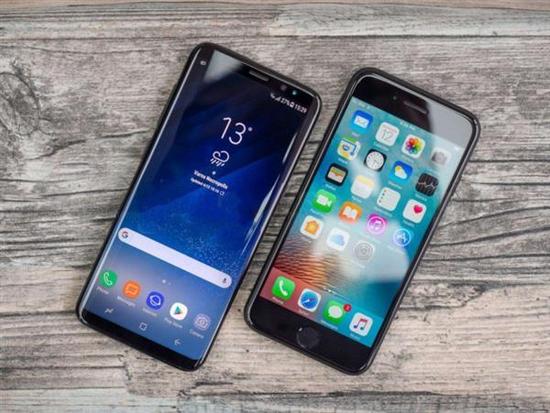 蘋果智能手機銷售領(lǐng)先地位在被三星迎頭趕上