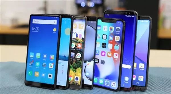 全面屏統(tǒng)治智能手機(jī)市場(chǎng)，消費(fèi)者熱情卻被消耗殆盡