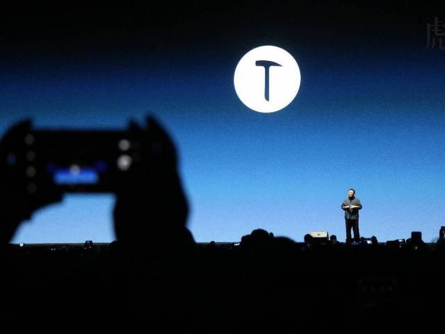 羅永浩拜訪小米旗艦店，錘子也要搞生態(tài)鏈了嗎？