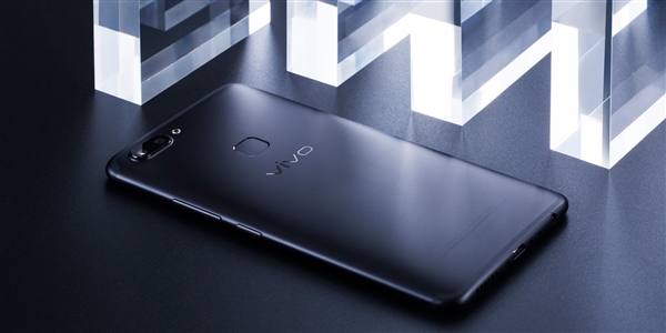 屏下指紋傳感器搞定：vivo要搶首發(fā)？