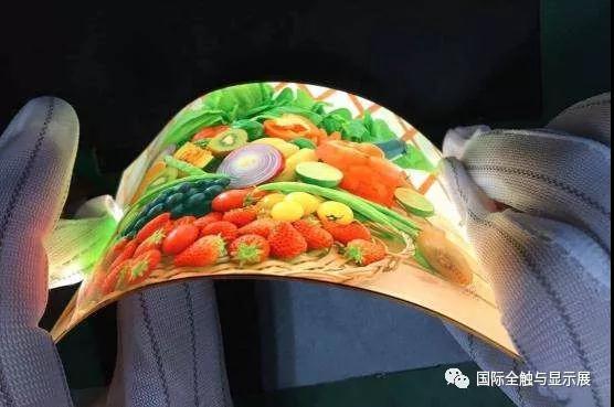 國內(nèi)產(chǎn)業(yè)鏈加速上馬AMOLED項目，柔性屏幕手機未來幾年將成主流