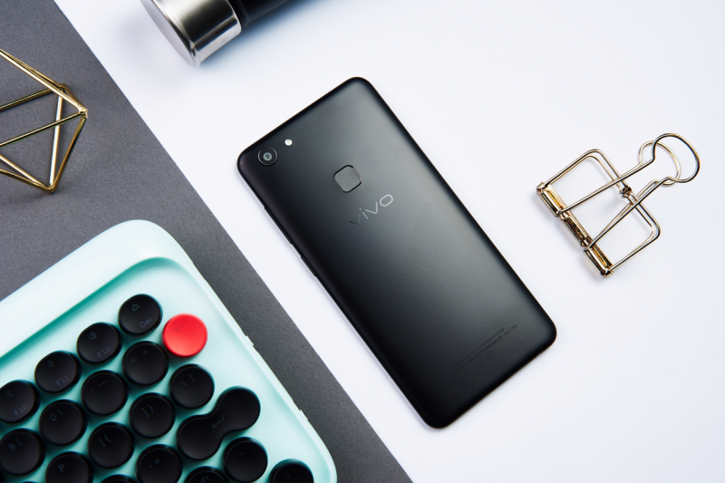 5000 萬像素極致清晰，全面屏 vivo Y75 隆重登場