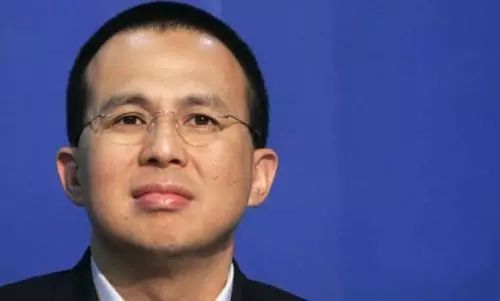 香港“殖民地思維”令李嘉誠慘失2000億，出路何在？