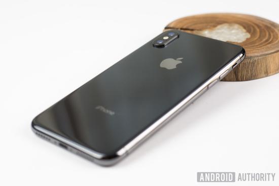 67歲的郭臺銘和富士康帝國 將如何沖破蘋果的枷鎖？