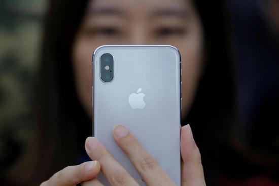 蘋果砍掉iPhone X 40%訂單？供應商稱未收到通知