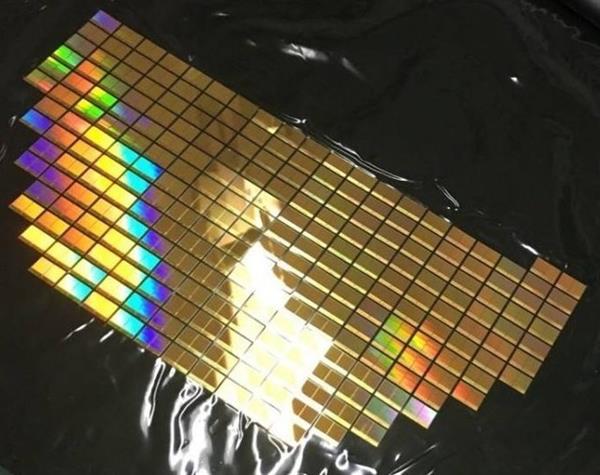 中國花幾億制造一根內(nèi)存 究竟為什么?