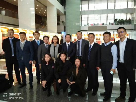 360上市方案過關(guān)？周鴻祎走出證監(jiān)會“感謝團隊”