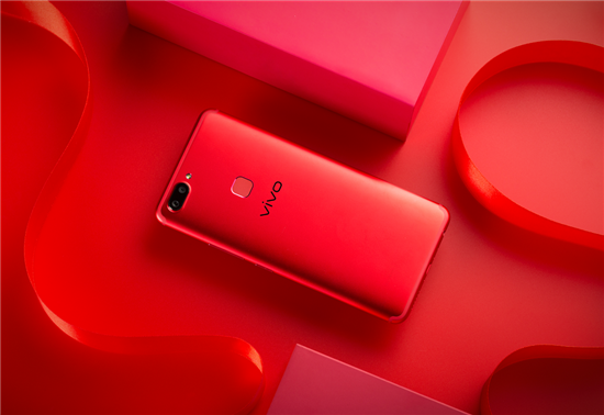 8個月匠心打磨，成就不一樣紅的vivo X20星耀紅