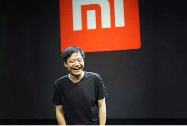 逝去的2017手機(jī)江湖：洗牌與逆襲、茍且與遠(yuǎn)方