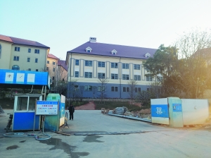 華為東莞拿地分房留人才深圳制造業(yè)外遷現(xiàn)空心化隱憂