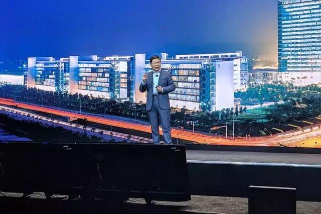 AI/5G/IoT，CES展上科技大佬還談了哪些趨勢？