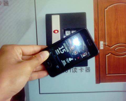 小米手機能當(dāng)門禁卡了？過年出行將告別實體卡