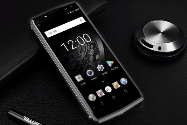 Oukitel全球首發(fā)11000mAh電池手機(jī):5V/5A三小時充滿