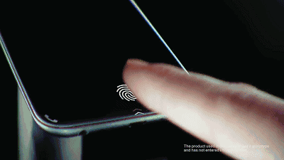 　　這應(yīng)該是繼vivo X20 Plus UD后又一款將采用屏幕指紋識別的機型，不難看出，今年或?qū)⒂幸淮蟛ㄆ聊恢讣y識別的智能手機來襲，就像2017年的全面屏一樣，第一部全面屏發(fā)布后，接二連三的全面屏機型紛紛襲來。 　　 　　但相比vivo X20 Plus UD，似乎加持驍龍845的一加6似乎更具有買點，驍龍845對比驍龍660，哪款更好用更有期待值，想必也不用多說，同時也因為炒了那么久的熱度，大家對驍龍845期待值已爆滿。作為一加的旗艦機型，一加6也不會讓大家失望，此前搭載驍龍835的一加5官網(wǎng)售價為2999元起，一加6的價格應(yīng)該也不會相差太多。