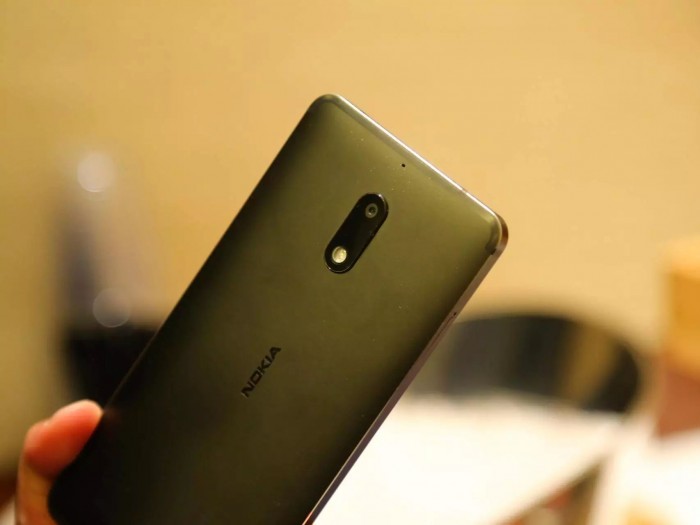 2017年手機(jī)江湖：漲價與洗牌加劇 一旦犯錯萬劫不復(fù)