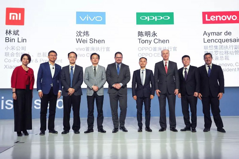 2018手機江湖：5G、AI、屏下指紋混戰(zhàn)，海外開啟新一輪廝殺