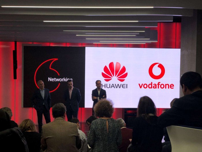 華為將引領(lǐng)全球5G網(wǎng)絡(luò)發(fā)展 運(yùn)營商認(rèn)為很安全