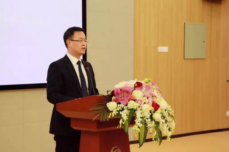 開放合作取得重大成果，水晶光電攜手德國肖特成立合資公司晶特光學(xué)