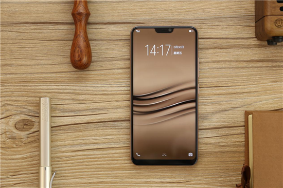 vivo出大招了，1598元的Y85竟有如此劉海工藝